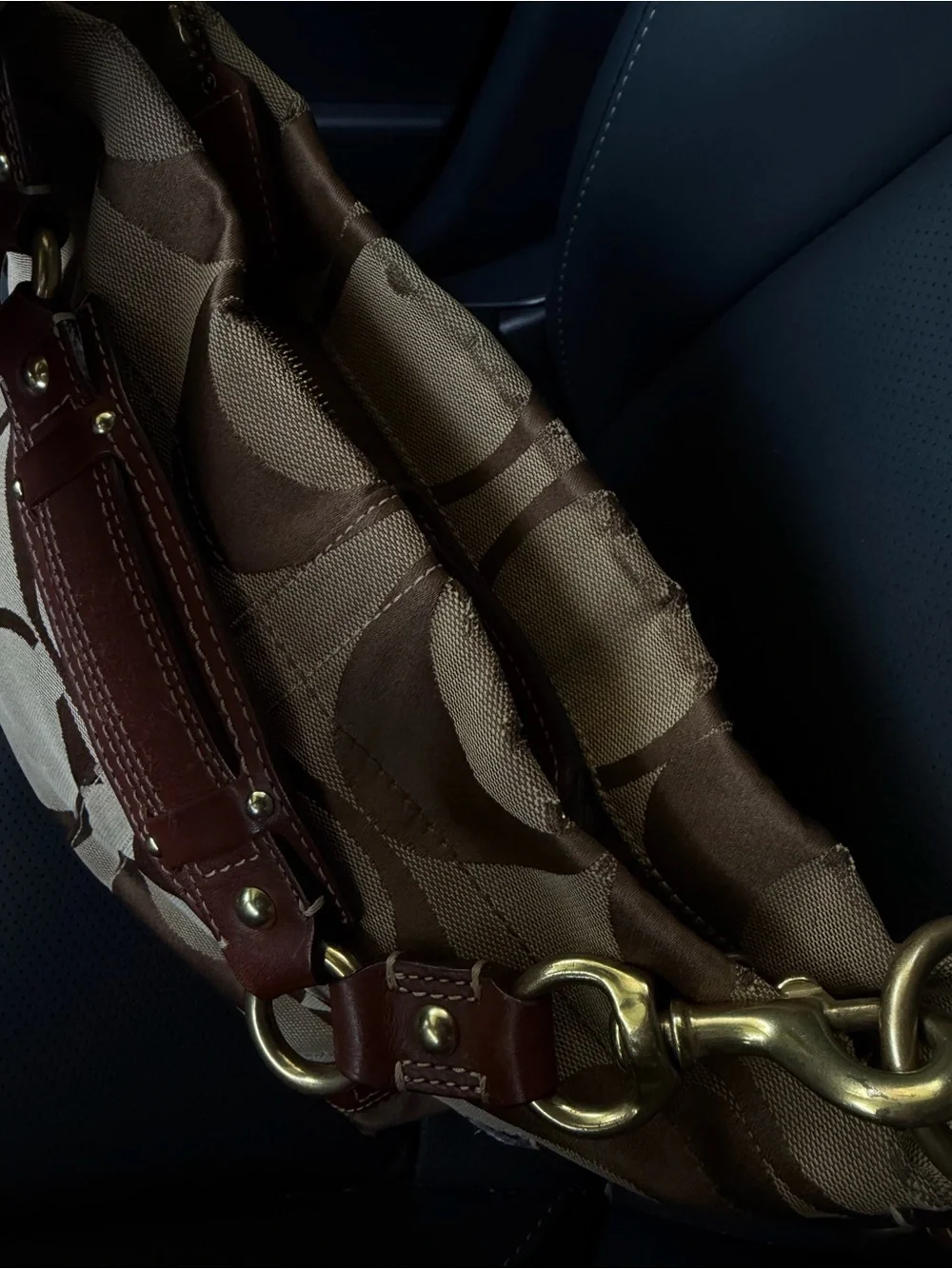 Coach Carly Signature Brown Khaki Jacquard Leather Shoulder Bag Y2K Boho